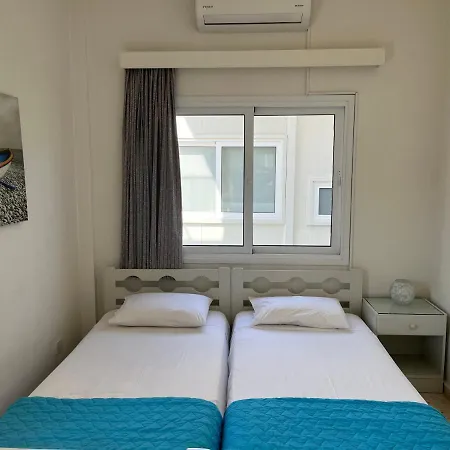 Themis Beach Apartments Λάρνακα Εξωτερικό φωτογραφία