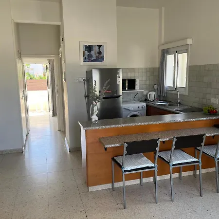 Themis Beach Apartments Λάρνακα Εξωτερικό φωτογραφία