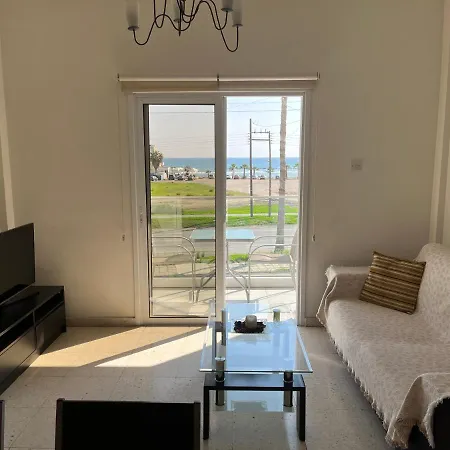 Themis Beach Apartments Λάρνακα Εξωτερικό φωτογραφία