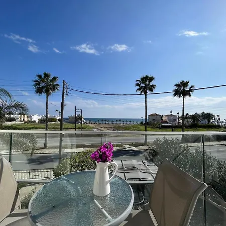 Themis Beach Apartments Λάρνακα Εξωτερικό φωτογραφία