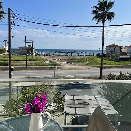 Themis Beach Apartments Λάρνακα Εξωτερικό φωτογραφία