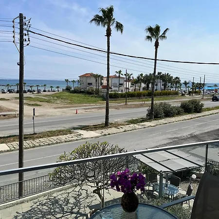 Themis Beach Apartments Λάρνακα Δωμάτιο φωτογραφία