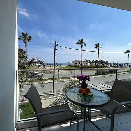 Themis Beach Apartments Λάρνακα Εξωτερικό φωτογραφία