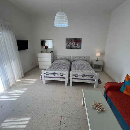 Themis Beach Apartments Λάρνακα Δωμάτιο φωτογραφία