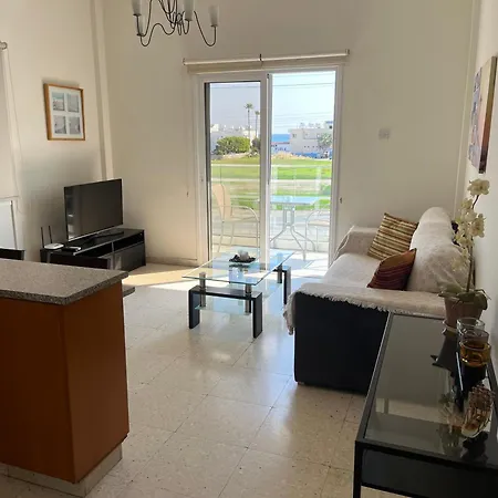 Themis Beach Apartments Λάρνακα Δωμάτιο φωτογραφία