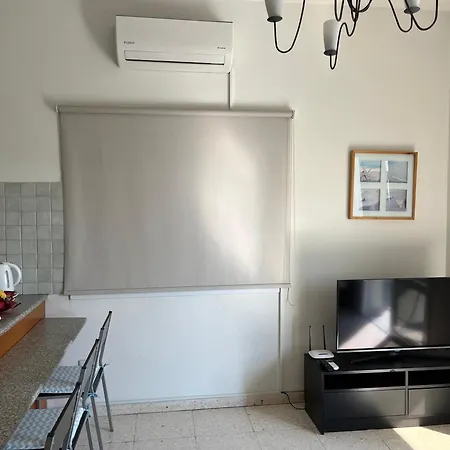 Themis Beach Apartments Λάρνακα Δωμάτιο φωτογραφία