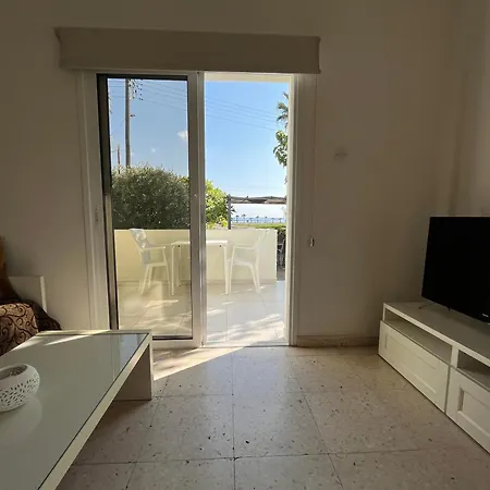 Themis Beach Apartments Λάρνακα Δωμάτιο φωτογραφία