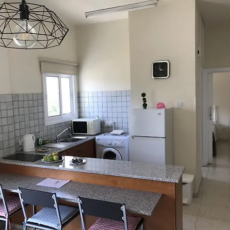 Themis Beach Apartments Λάρνακα Εξωτερικό φωτογραφία