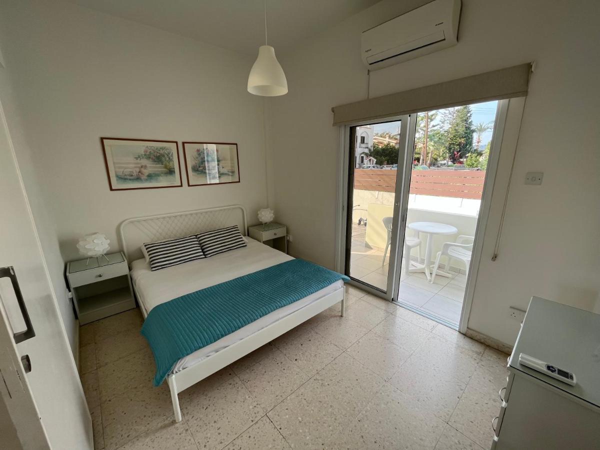 Themis Larnaca