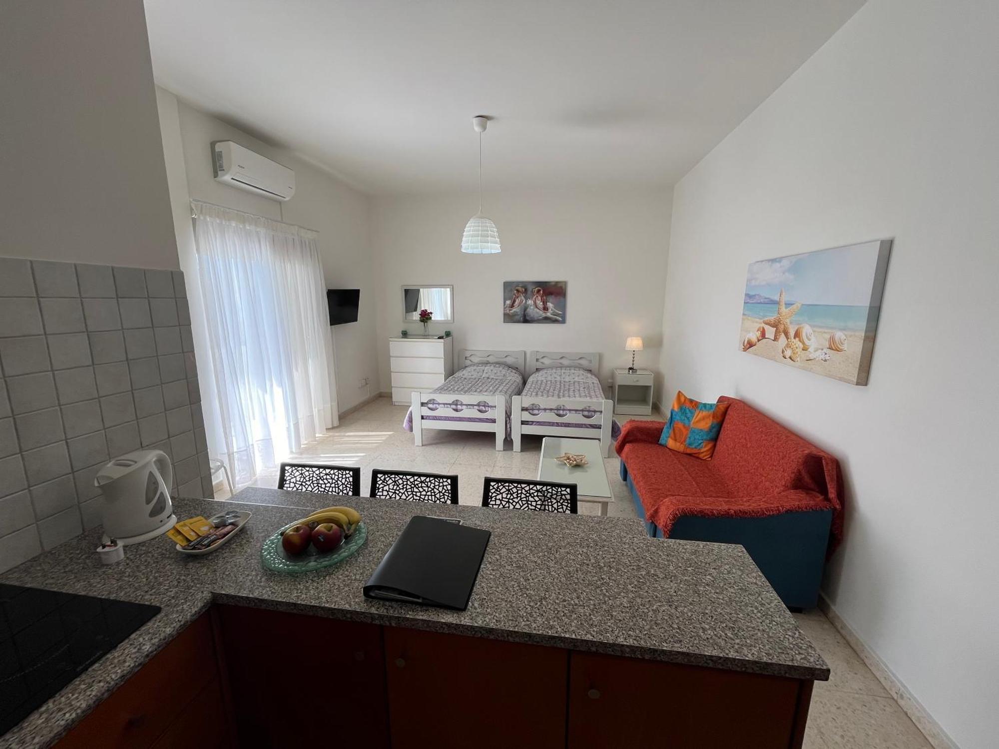 Themis Apartment *
